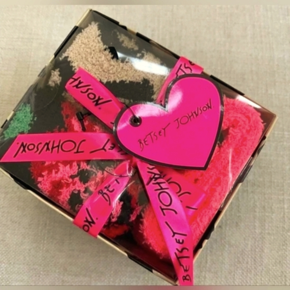 NWT Betsey Johnson Christmas gift box ladies socks.